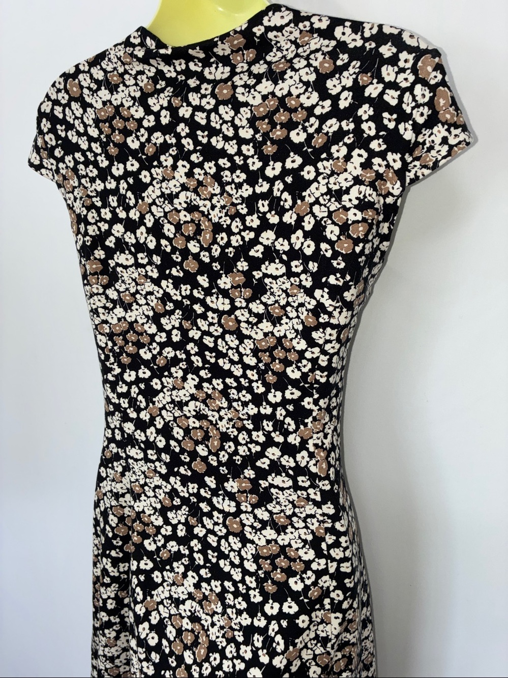 Reformation Anthropologie Dress "Yves" Black/ White Cocoa Florals NWT Medium - Picture 6 of 7